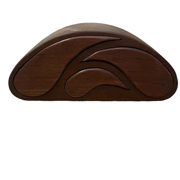 Curved Wooden Jewelry Box, Hand Crafted‎ By David Burdette
